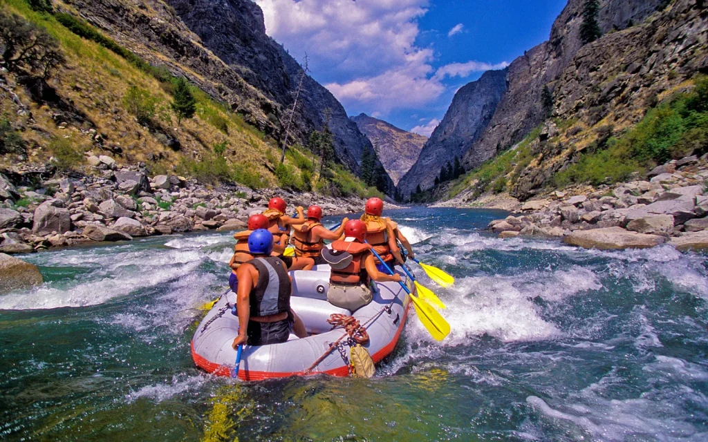 Manali river rafting.
